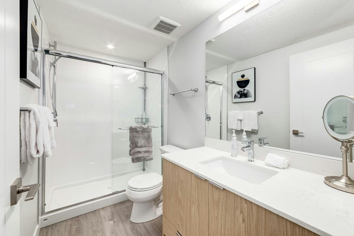 Floor Plan B-3470 18 Street Southwest, Calgary, AB, T2T 4T8 - 4