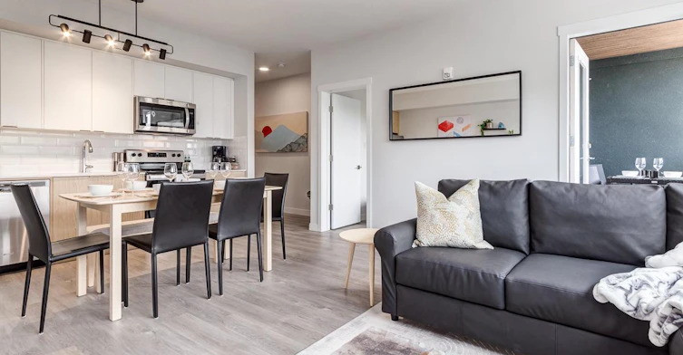3470 18 Street Southwest, Calgary, AB, T2T 4T8 - 11