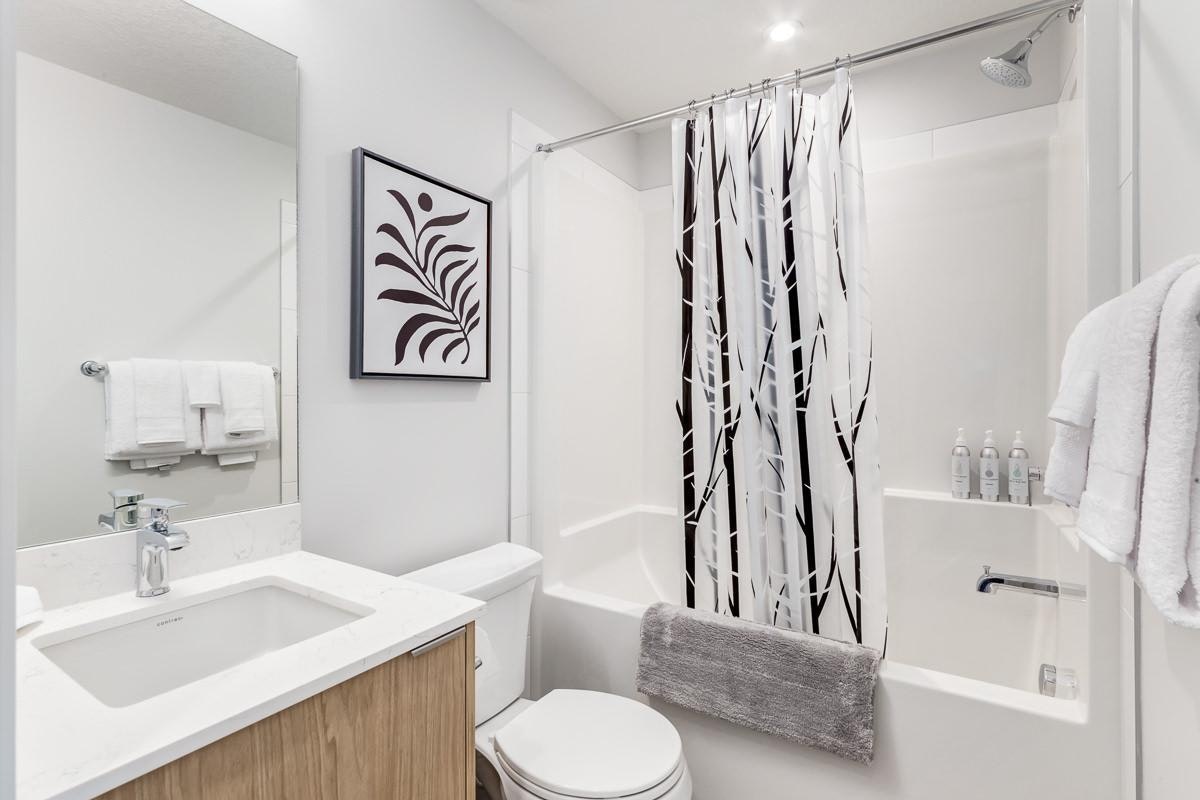 3470 18 Street Southwest, Calgary, AB, T2T 4T8