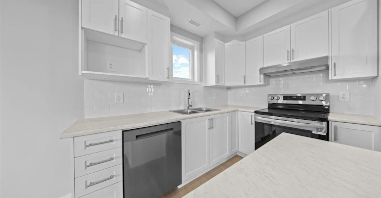 C-19 Leo Mosko Street, Arnprior, ON, K7S 0J6 - 11