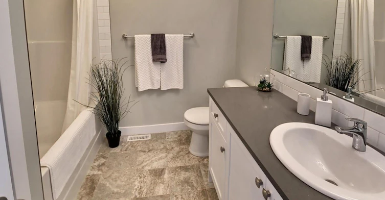 1 Reunion Loop Northwest, Airdrie, AB, T4B 4J5 - 3