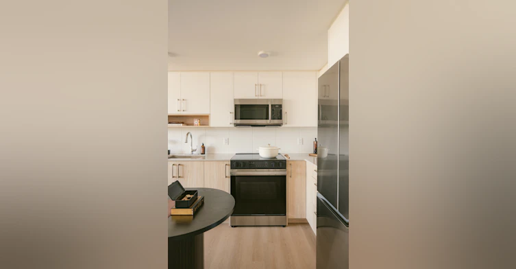 612 7th Avenue, New Westminster, BC, V3M 3S6 - 12