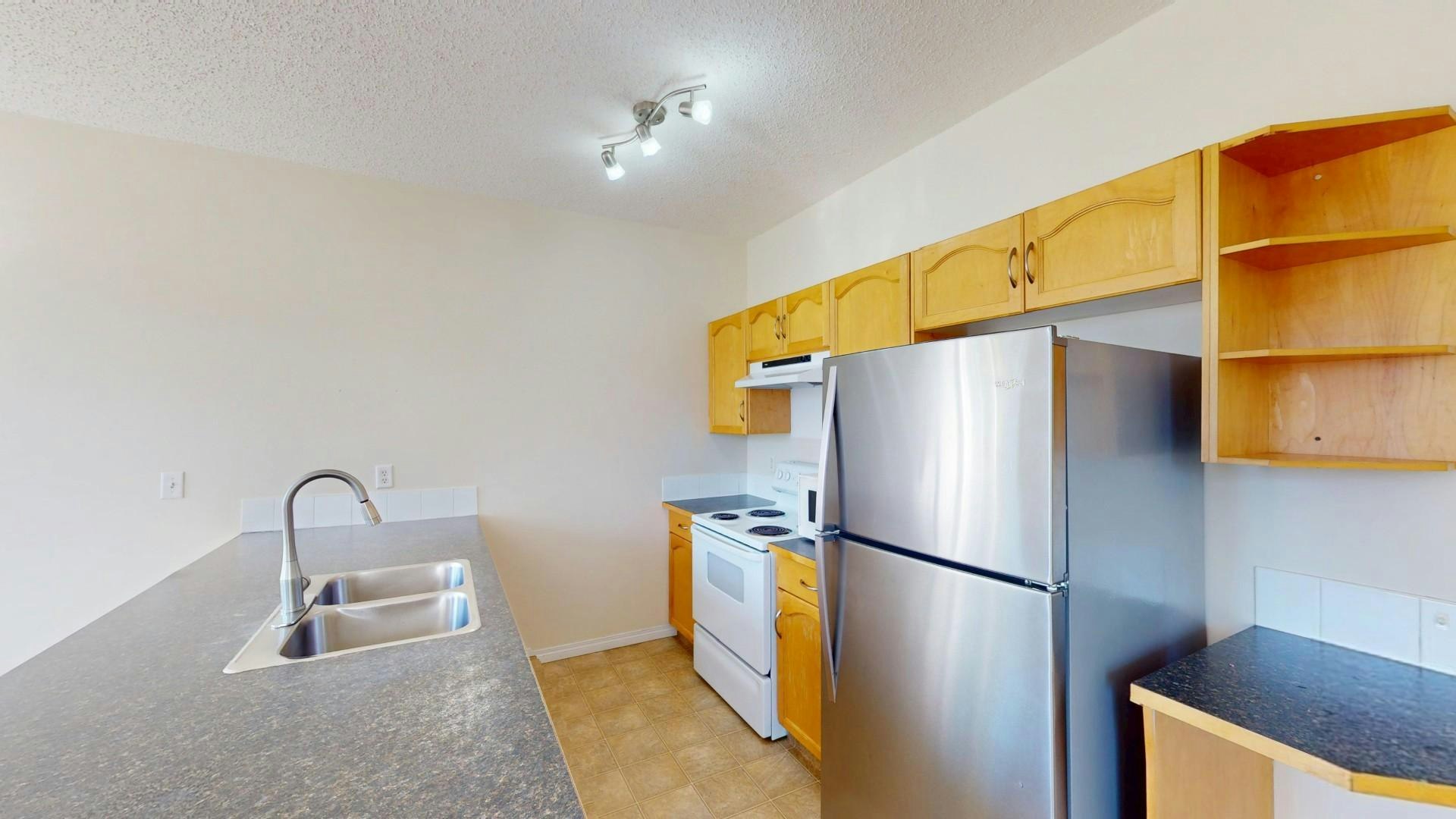 18 Everridge Gardens SW, Calgary, AB, T2Y 0H1 - 5