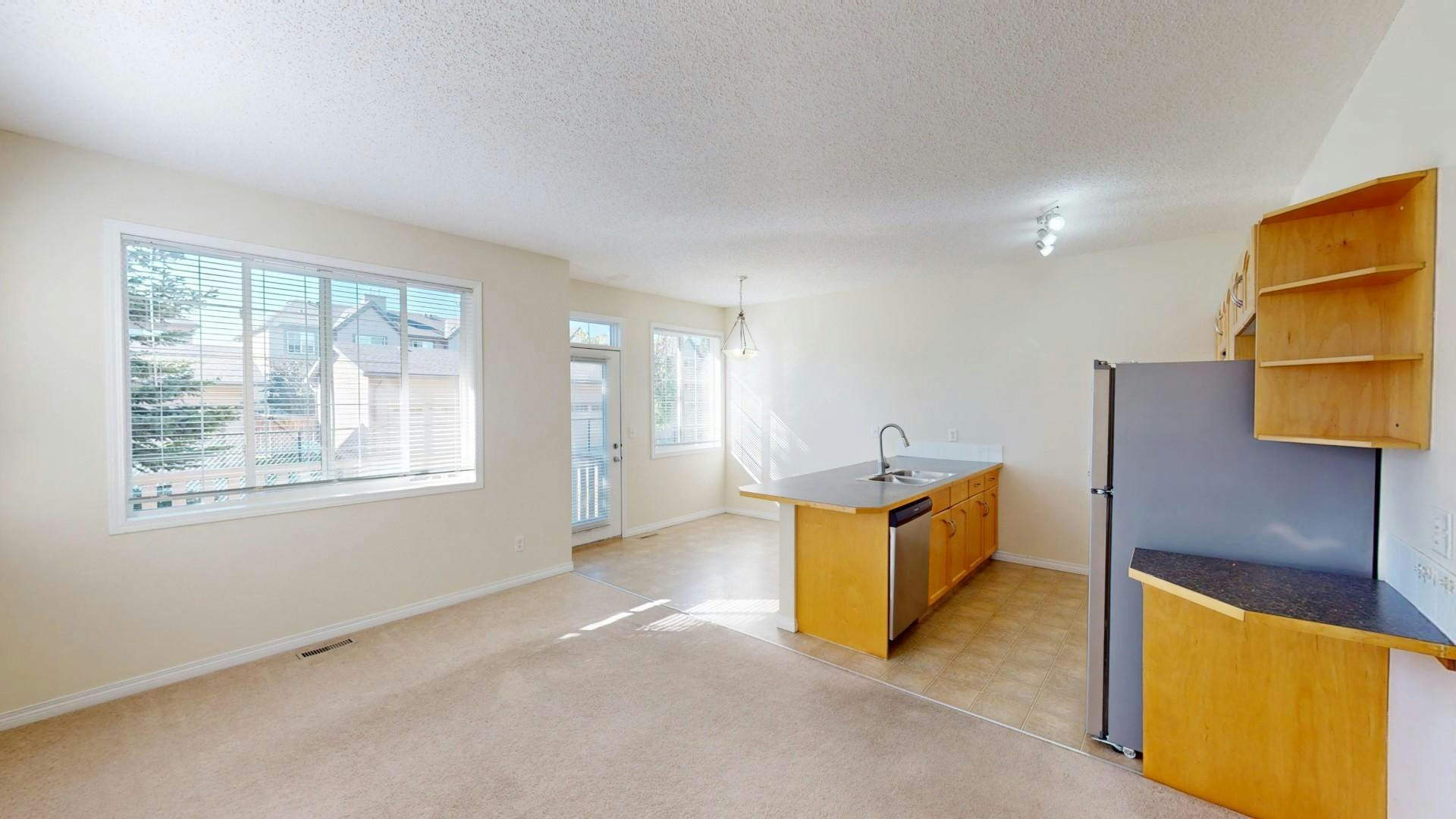 18 Everridge Gardens SW, Calgary, AB, T2Y 0H1 - 4
