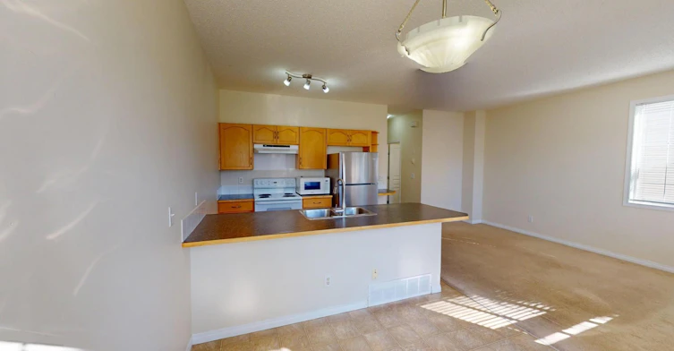 18 Everridge Gardens SW, Calgary, AB, T2Y 0H1 - 3