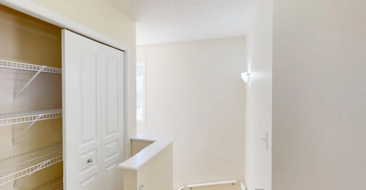18 Everridge Gardens SW, Calgary, AB, T2Y 0H1 - 10