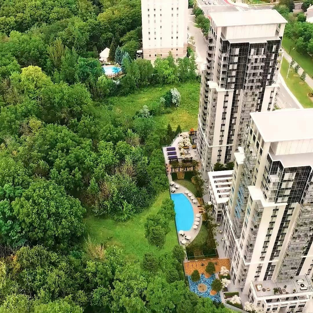 1 Bed + Den-204 Burnhamthorpe Road East, Mississauga, ON, L5A 0B3 - 7
