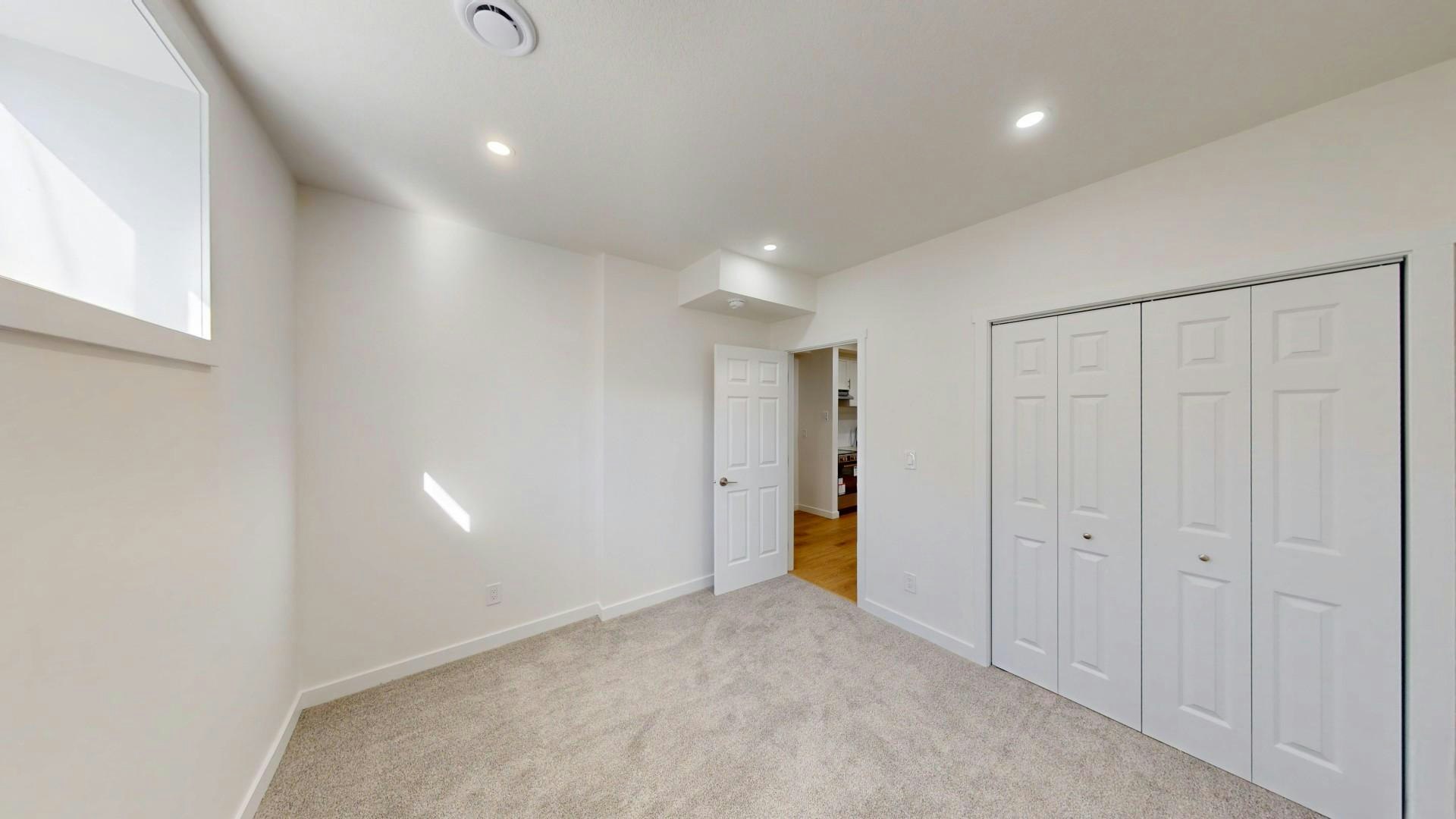 63 Carringford Road Nw, Calgary, AB, T3P 2H1 - 5