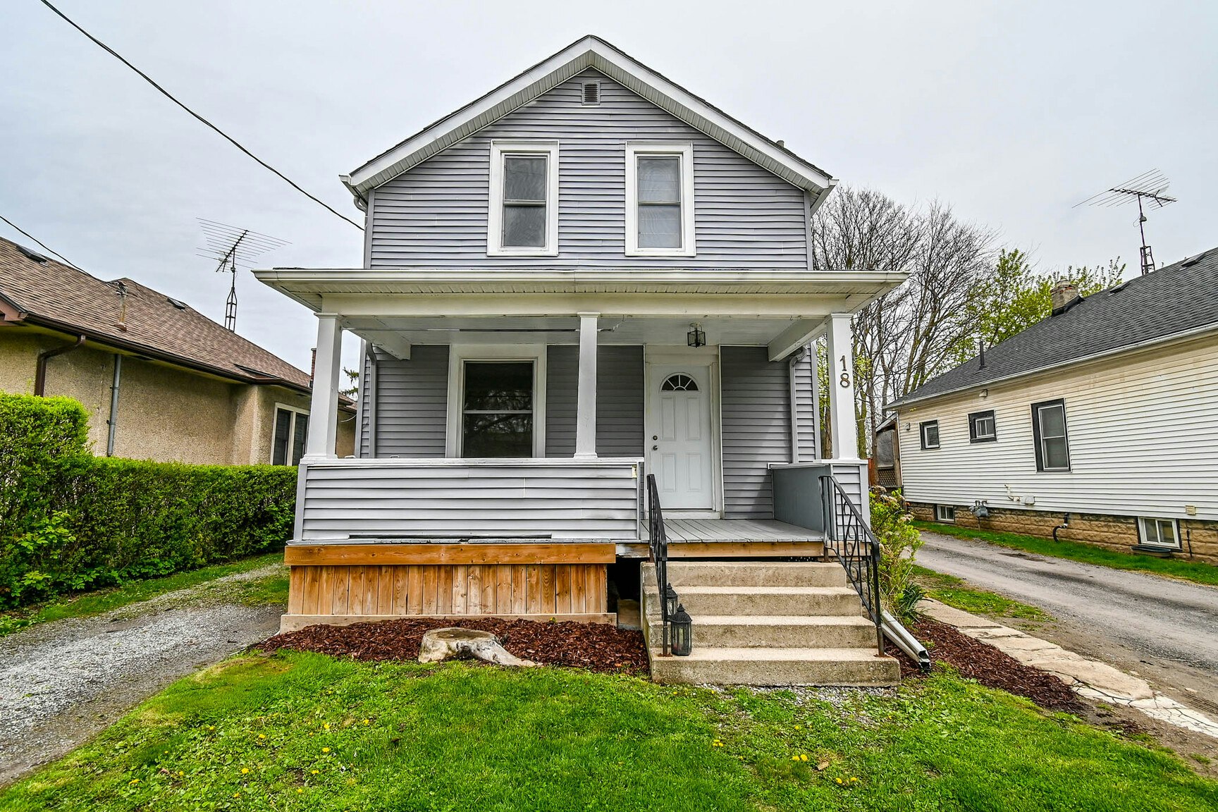 18 Rodman Street, St. Catharines, ON, L2R 5C8