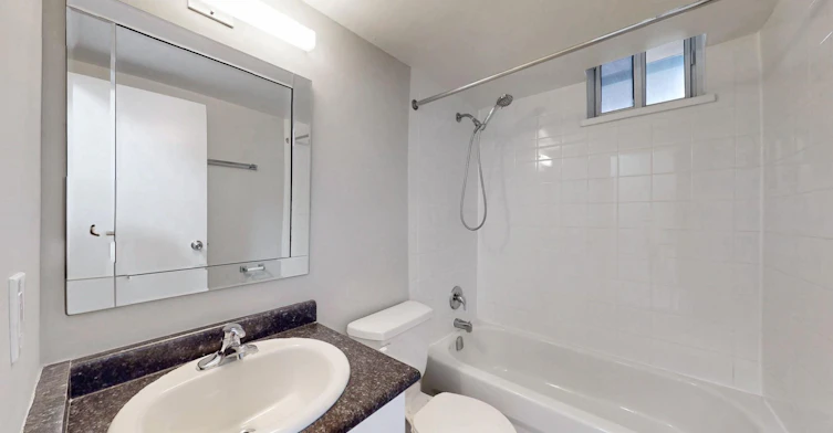 1011-345 Merton Street, Toronto, ON, M4S 1B5 - 9