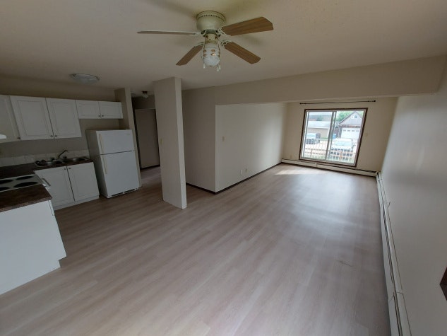 6821 59 Avenue, Red Deer, AB, T4N 1B3 - 13