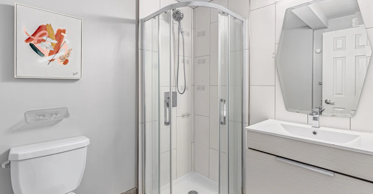 3B-388 Chapel Street, Ottawa, ON, K1N 7Z6 - 2