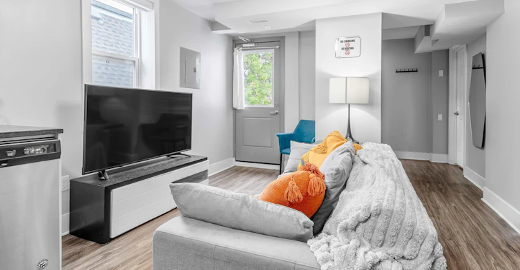 3B-388 Chapel Street, Ottawa, ON, K1N 7Z6 - 4