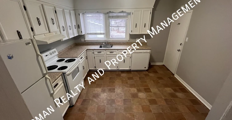 1-4701 4th Avenue, Regina, SK, S4T 0J5 - 2