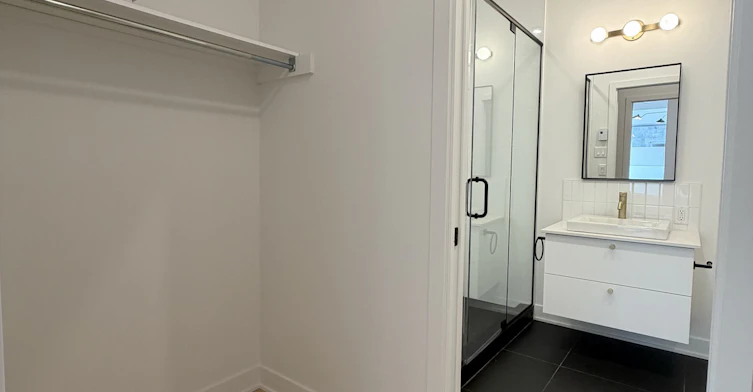 102-286 Saint Paul Rue Ouest, Montréal, QC, H2Y 2A3 - 19