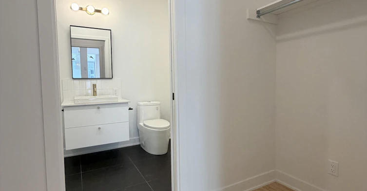 102-286 Saint Paul Rue Ouest, Montréal, QC, H2Y 2A3 - 20