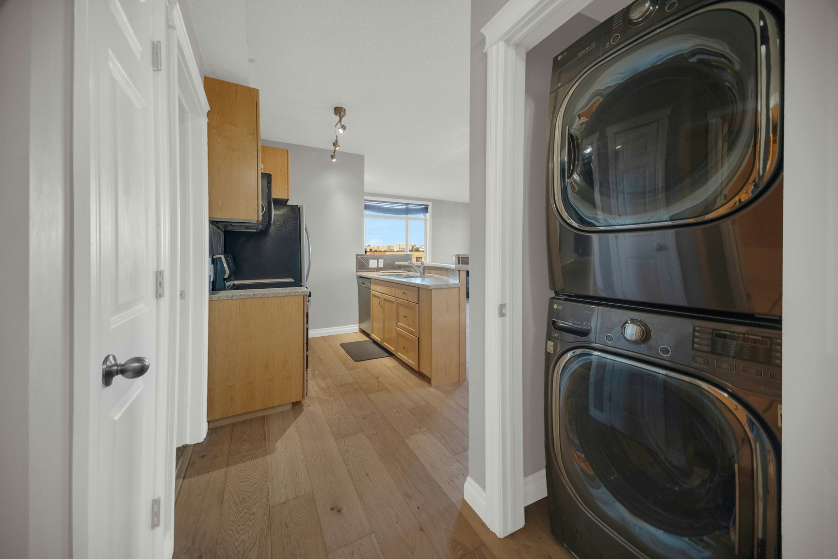 432-990 Centre Avenue Northeast, Calgary, AB, T2E 2M9 - 23
