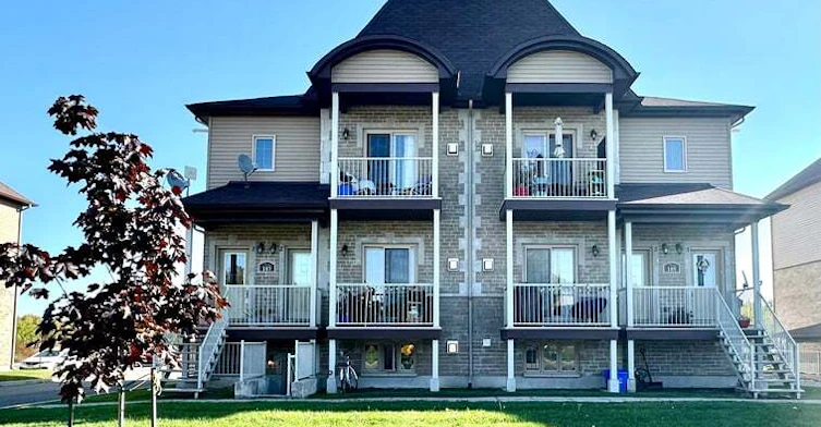 1-187 Bourdeau Boulevard, Limoges, ON, K0A 2M0