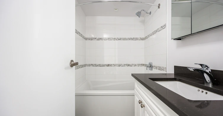 0410-1160 Saint Mathieu Rue, Montréal, QC, H3H 2P5 - 19