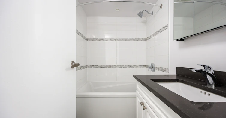 0505-1160 Saint Mathieu Rue, Montréal, QC, H3H 2P5 - 13