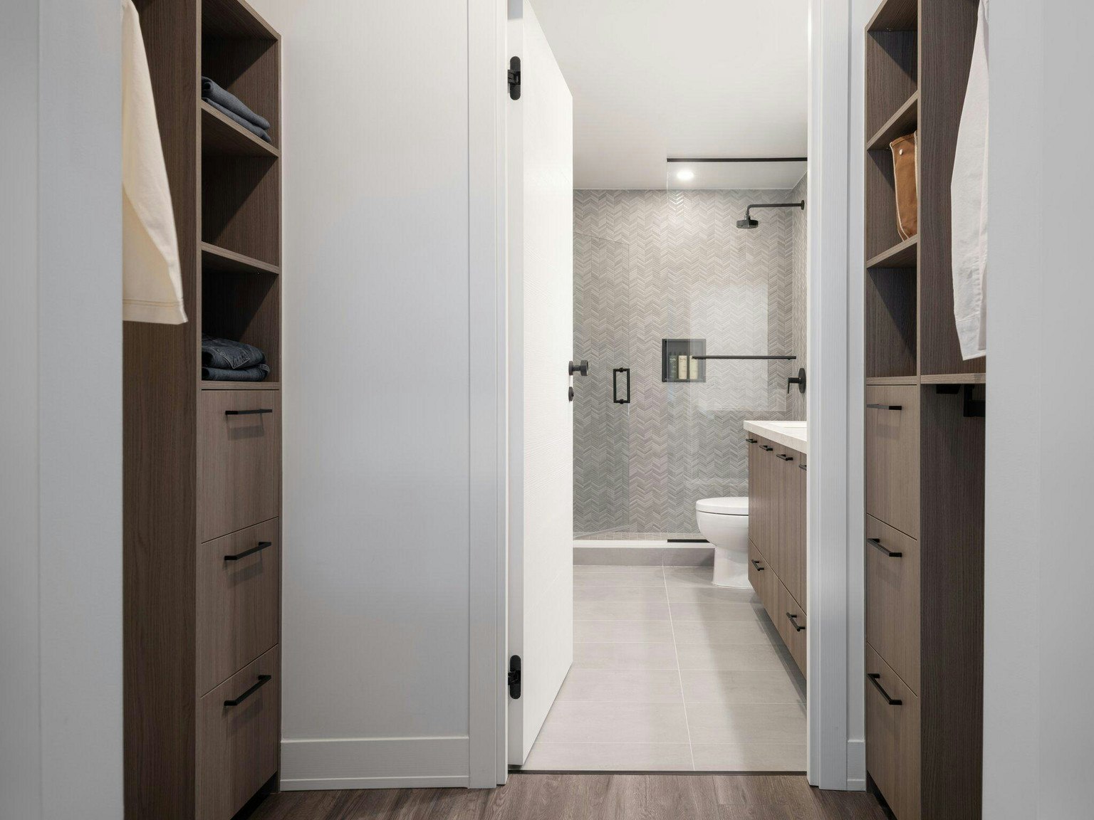 D0908-15 Assembly Lane, Toronto, ON, M6H 4B4 - 42