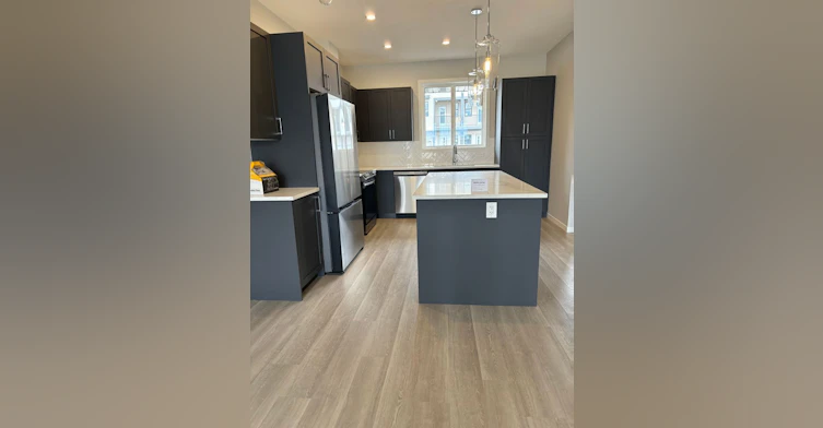 813-813 Point Gate South, Airdrie, AB, T4B 0X2 - 6