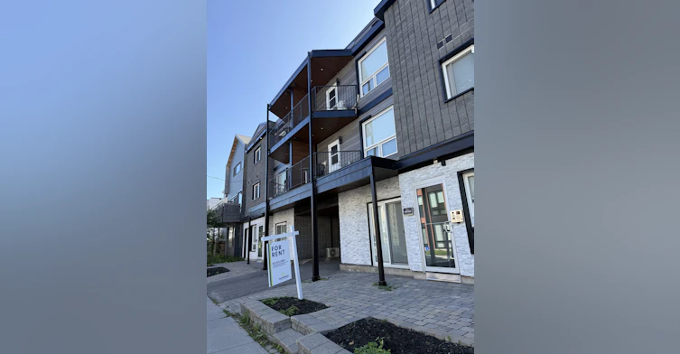 101-238 Carruthers Avenue, Ottawa, ON, K1Y 1N9