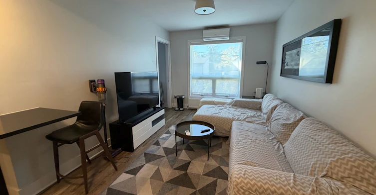 201-238 Carruthers Avenue, Ottawa, ON, K1Y 1N9 - 2