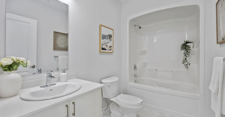 70 Dean Avenue, Barrie, ON, L4N 0C2 - 4