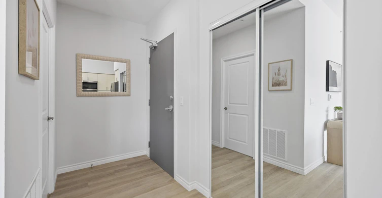 70 Dean Avenue, Barrie, ON, L4N 0C2 - 21