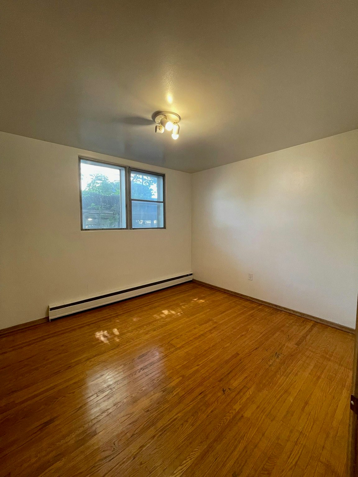10-10159 115 Street Northwest, Edmonton, AB, T5K 1T3 - 2