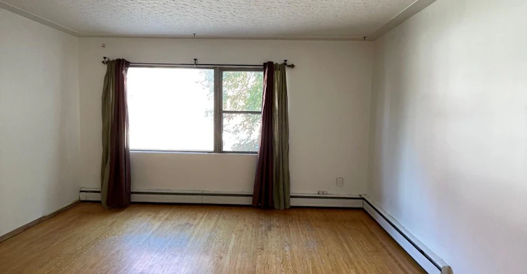 10-10159 115 Street Northwest, Edmonton, AB, T5K 1T3 - 12