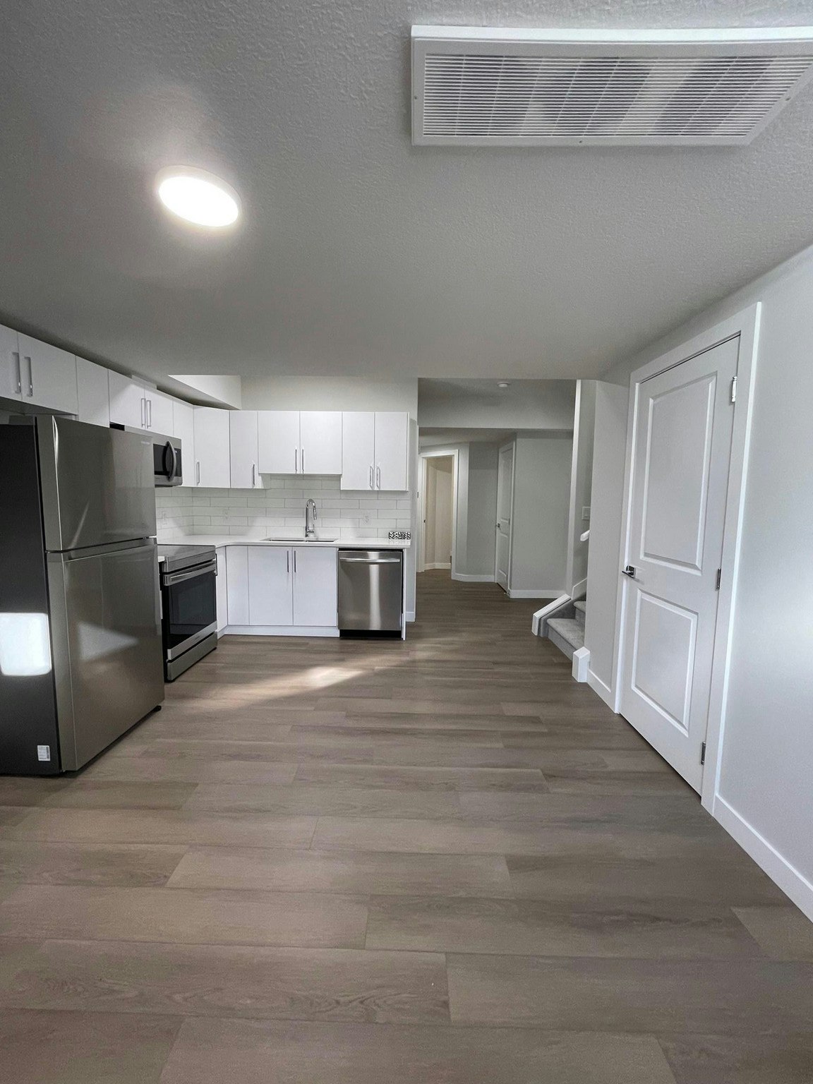 124 Bluff Cove, Leduc, AB, T9E 1M8 - 8