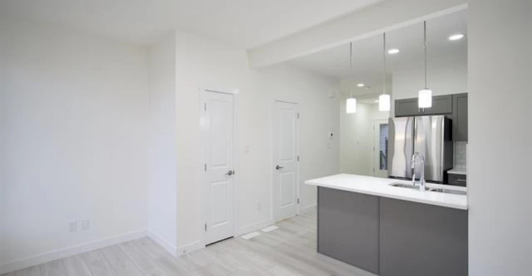 2710 66 Street Southwest, Edmonton, AB, T6X 1A3 - 12