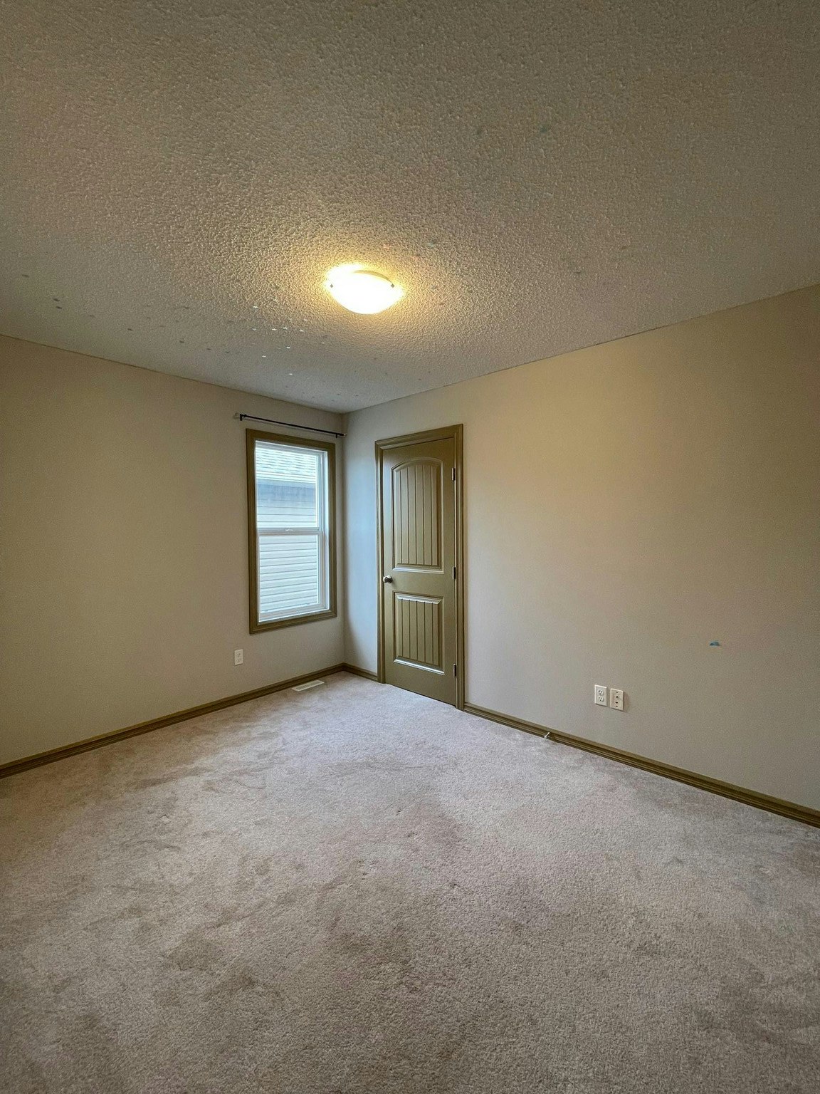 9467 213 Street Northwest, Edmonton, AB, T5T 4C7 - 18
