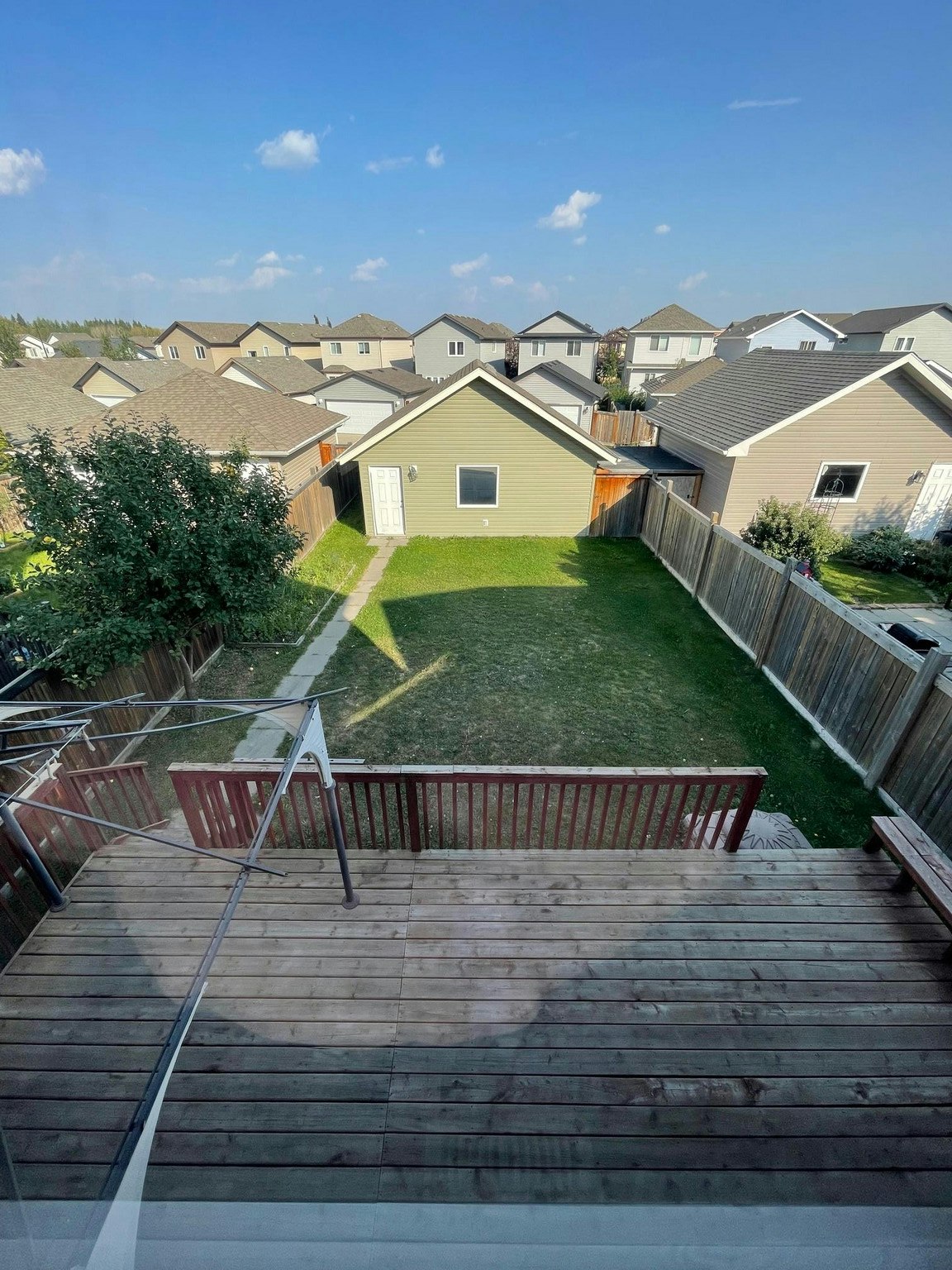 9467 213 Street Northwest, Edmonton, AB, T5T 4C7 - 2
