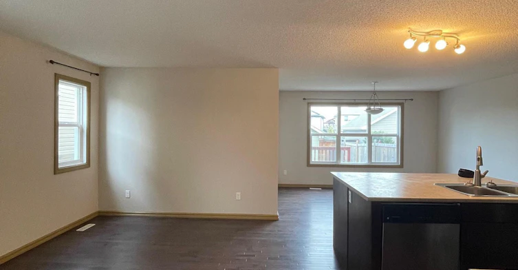 9467 213 Street Northwest, Edmonton, AB, T5T 4C7 - 12