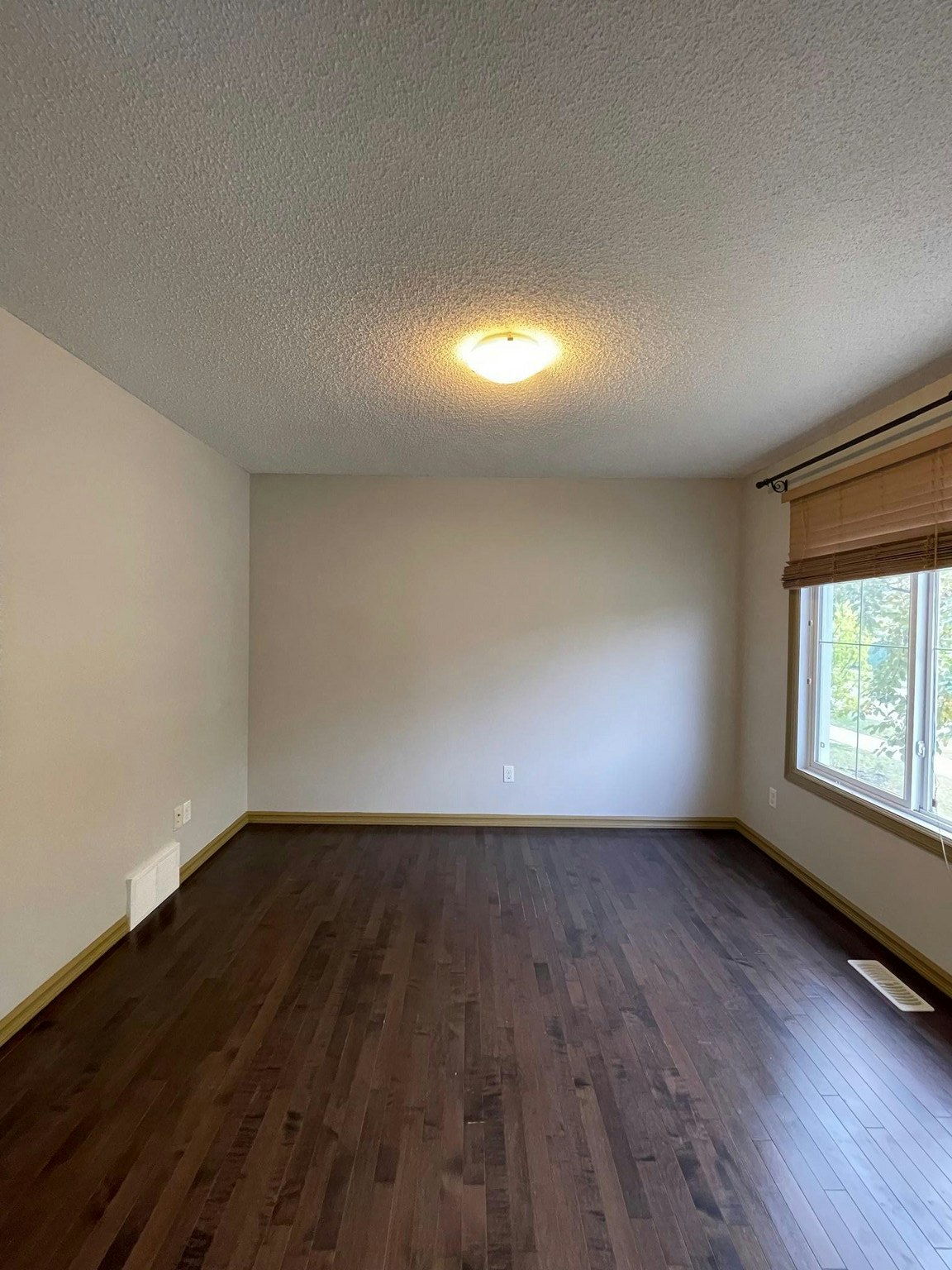9467 213 Street Northwest, Edmonton, AB, T5T 4C7 - 15
