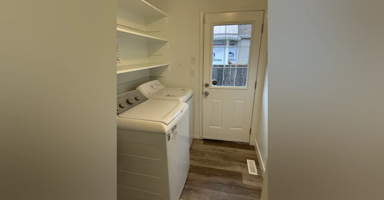6408-6404 119 Avenue, Edmonton, AB, T5W 2Z5 - 5