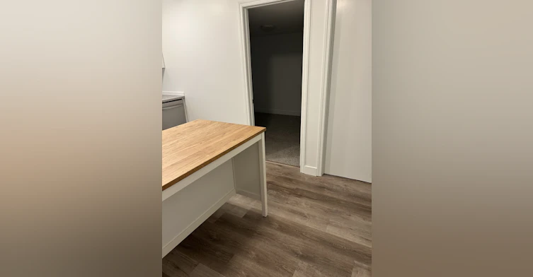 6408-6404 119 Avenue, Edmonton, AB, T5W 2Z5 - 4
