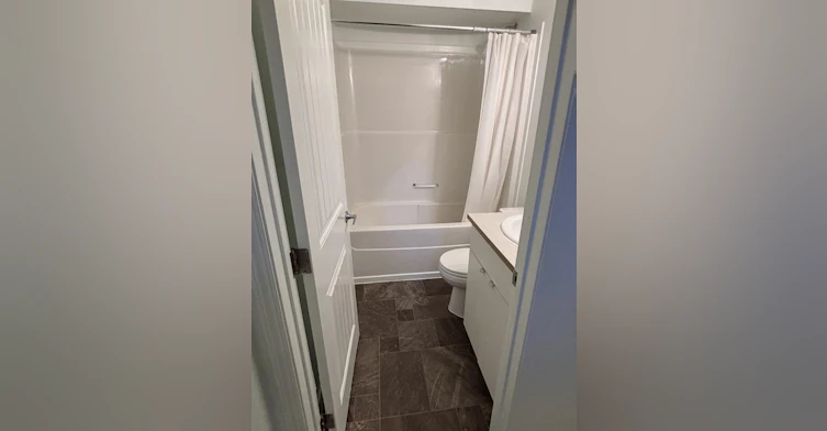 Garage-6404 119 Avenue, Edmonton, AB, T5W 2Z5 - 7