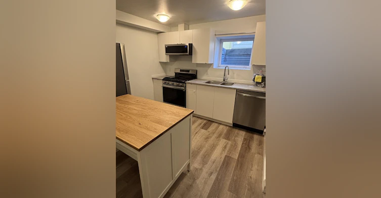 Garage-6404 119 Avenue, Edmonton, AB, T5W 2Z5