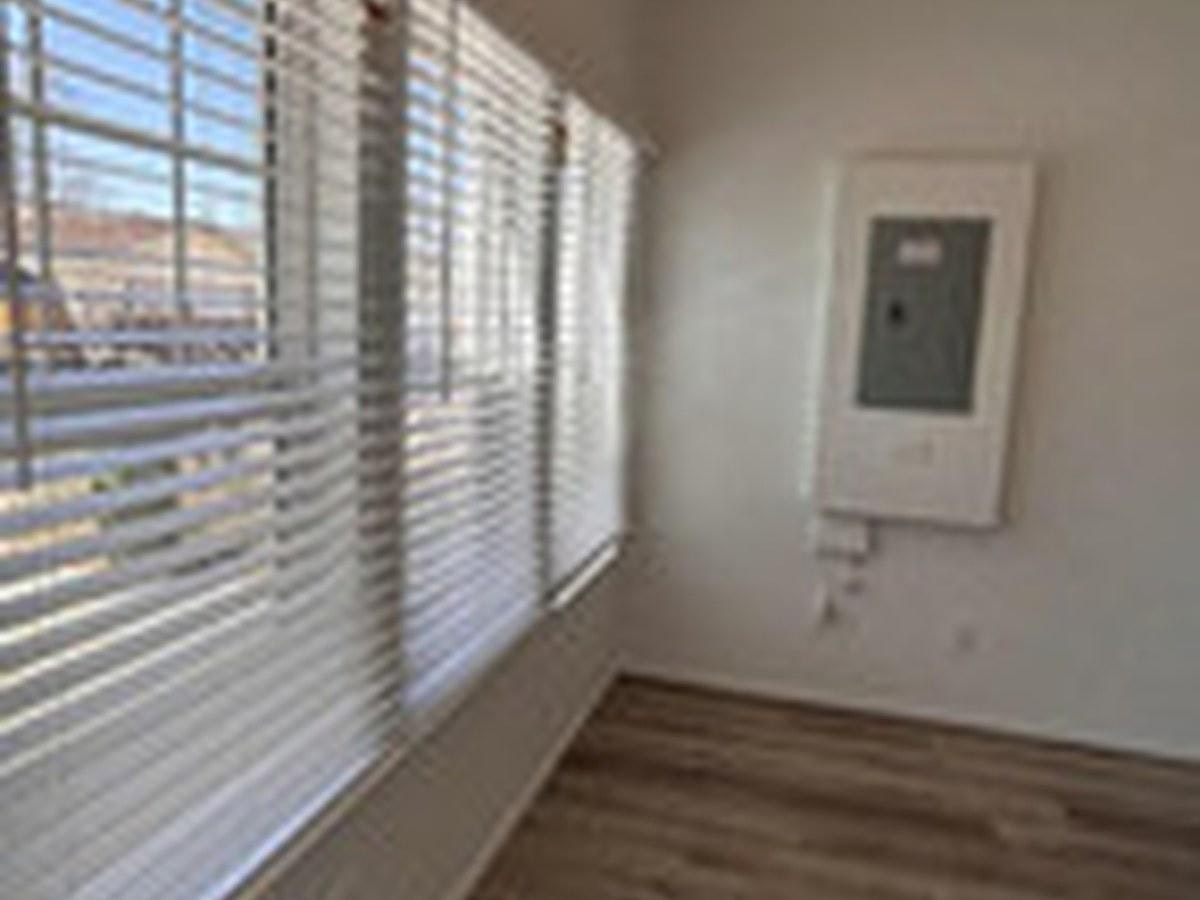 12228-12228 60 Street NW, Edmonton, AB, T5W 3Z9 - 5