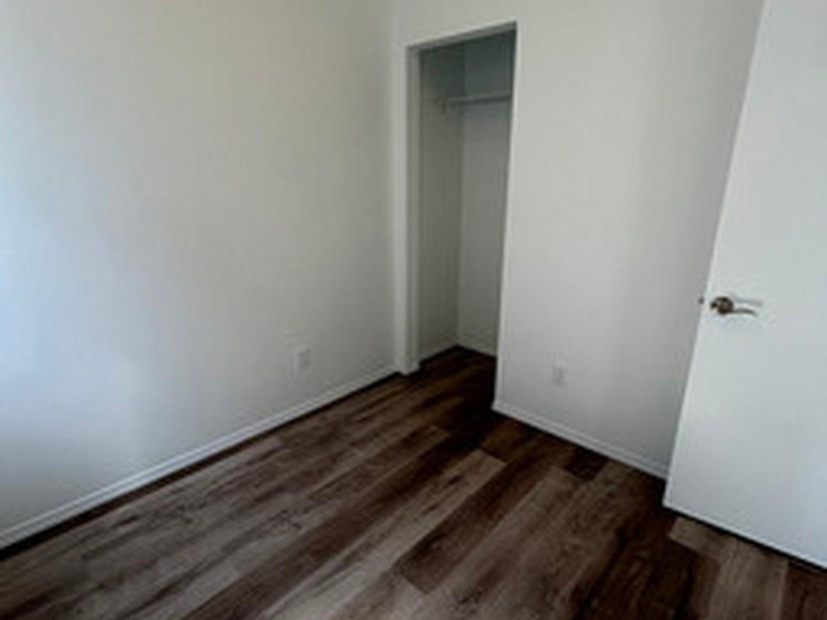 12228-12228 60 Street NW, Edmonton, AB, T5W 3Z9 - 11