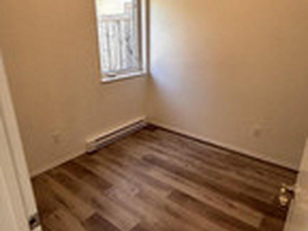 12228-12228 60 Street NW, Edmonton, AB, T5W 3Z9 - 12