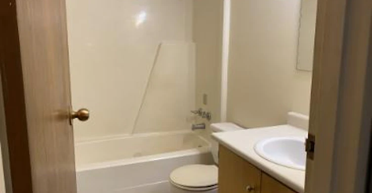 7301b 4a Street Southwest, Calgary, AB, T2V 4V8