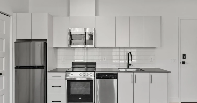 1133 Viger Avenue Est, Montréal, QC, H2L 0E1 - 11