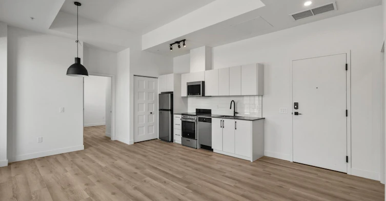 1133 Viger Avenue Est, Montréal, QC, H2L 0E1 - 10