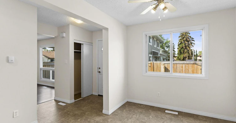 7308 178 Street Northwest, Edmonton, AB, T5T 2H4 - 2