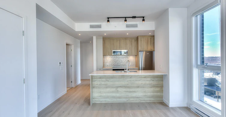 150 Du Séminaire Rue, Montréal, QC, H3C 0S8 - 6